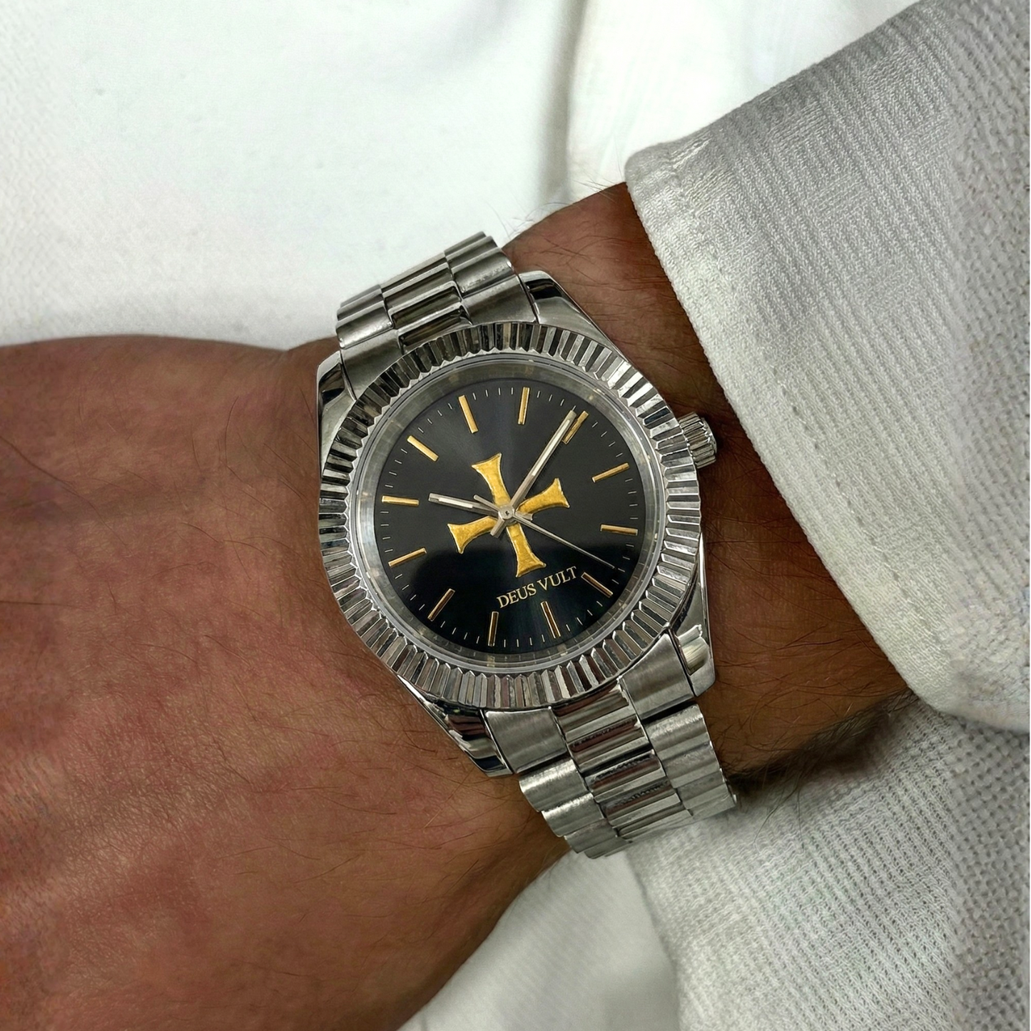 Deus Vult (Pre-Order)